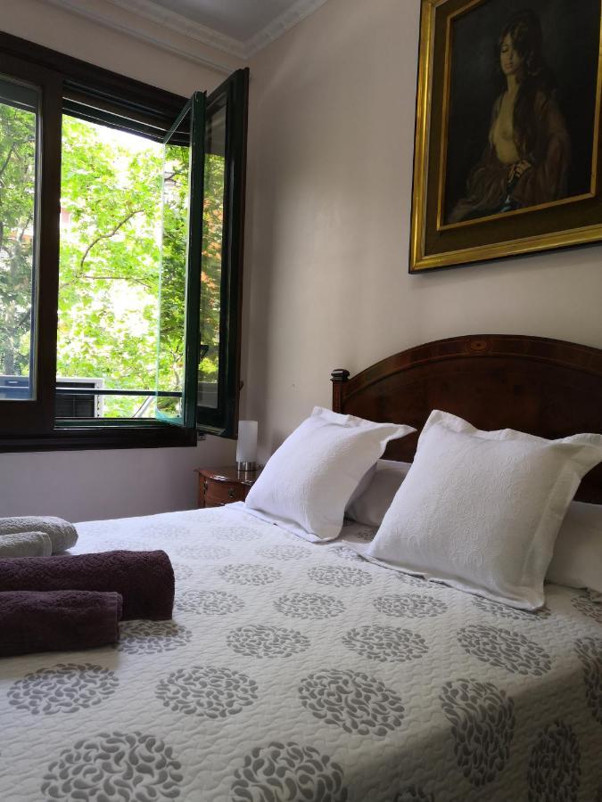 Apartamento Gran Via De Les Corts Catalanes Barcellona Esterno foto