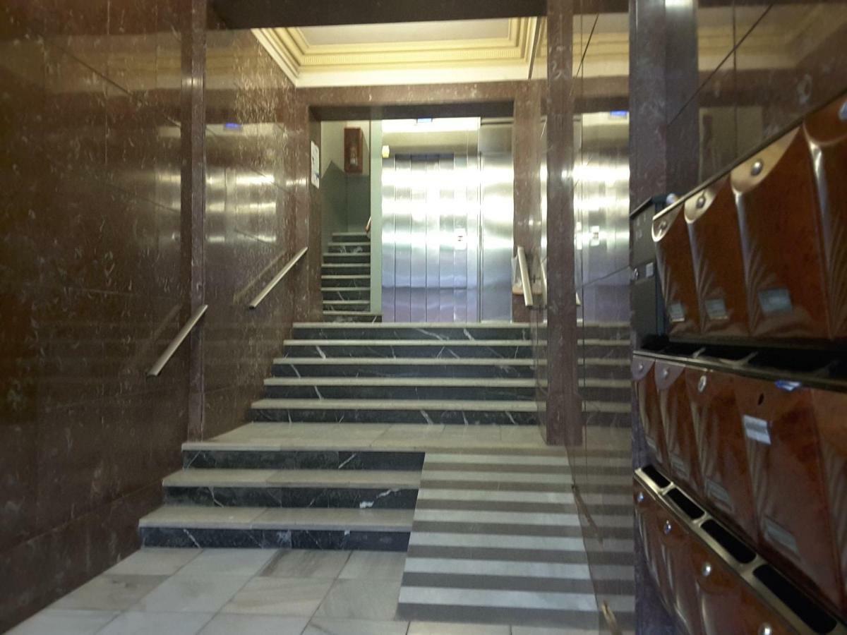 Apartamento Gran Via De Les Corts Catalanes Barcellona Esterno foto